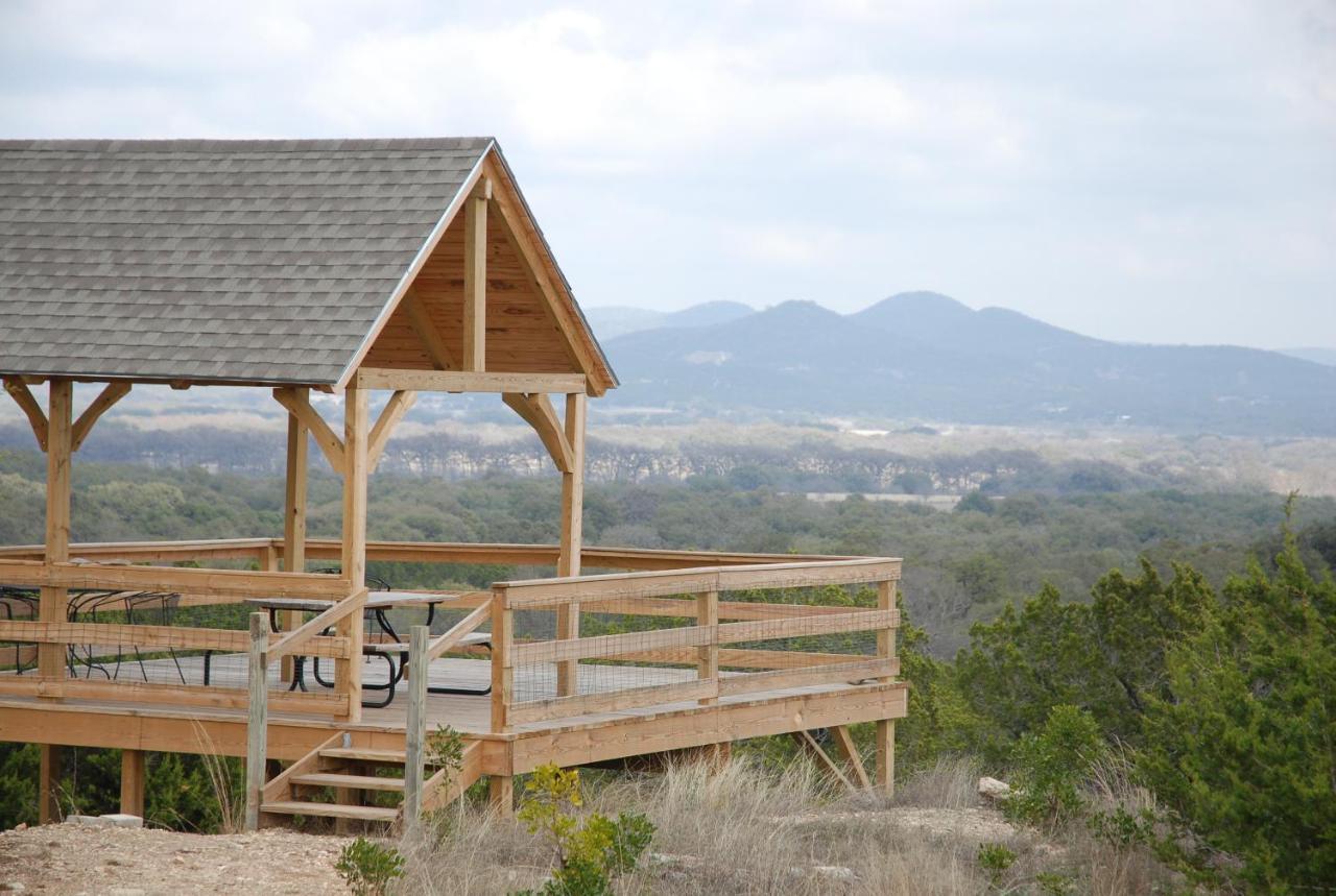 Quiet Utopia Cabin With Deck And Mountain Views! Luaran gambar
